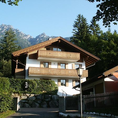 Ferienwohnung Almhuettenweg Dreitorspitze Γκάρμις-Παρτενκίρχεν Εξωτερικό φωτογραφία